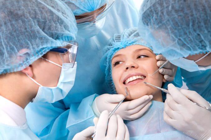 Cirugía oral en Mirasierra